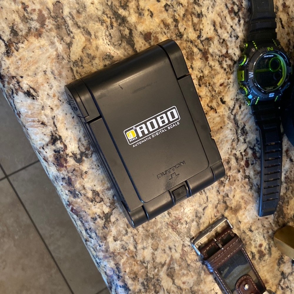 Digital Scale that opens w push of a button!